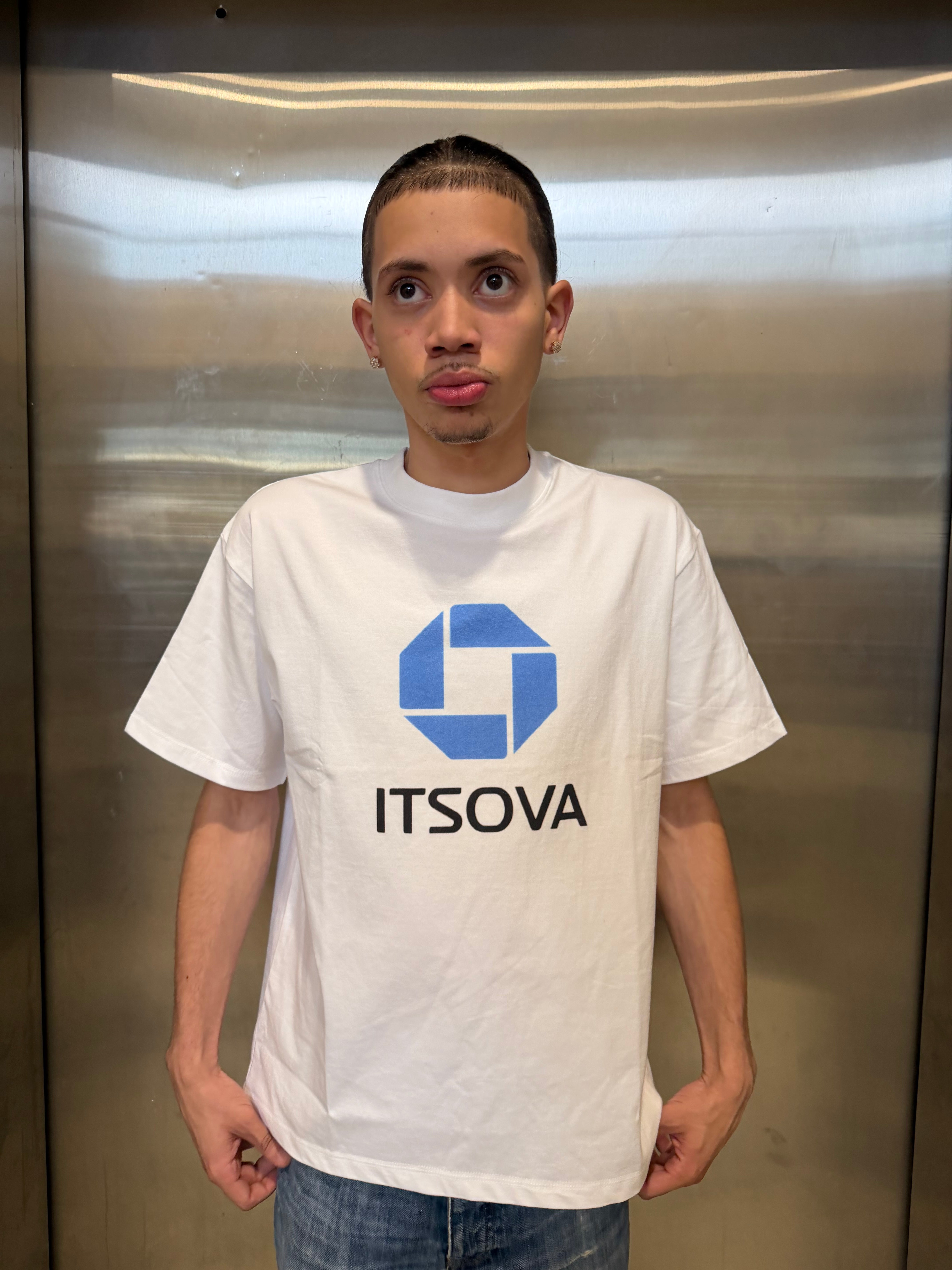 itsova bank tee